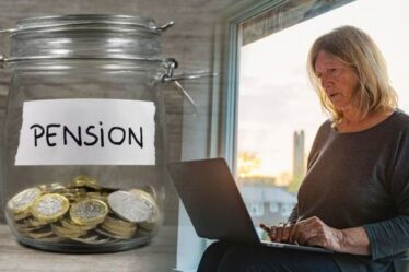 State Pension UK: Comment vérifier vos droits alors que des milliers de personnes manquent de paiements