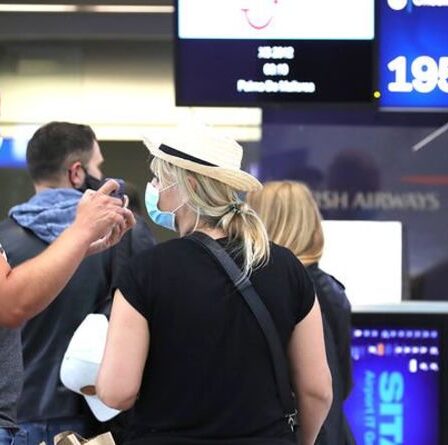 TUI annule d'autres vacances de juin en Espagne, en Italie et en Grèce en raison d'une `` incertitude persistante ''