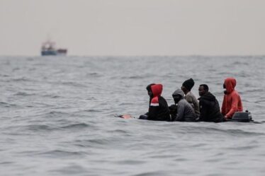 Traversées de la Manche: le nombre de migrants effectuant un voyage perfide a DOUBLÉ