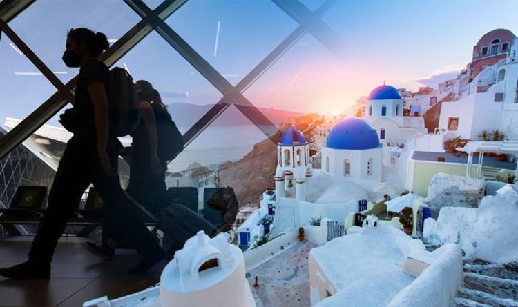 Vacances en Grèce: FCDO `` examen complet '' de la paperasse et des règles d'entrée pour les vacanciers britanniques