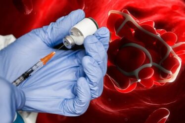 Vaccin AstraZeneca: Suis-je plus à risque de caillot sanguin après la deuxième injection?  - Conseils JCVI