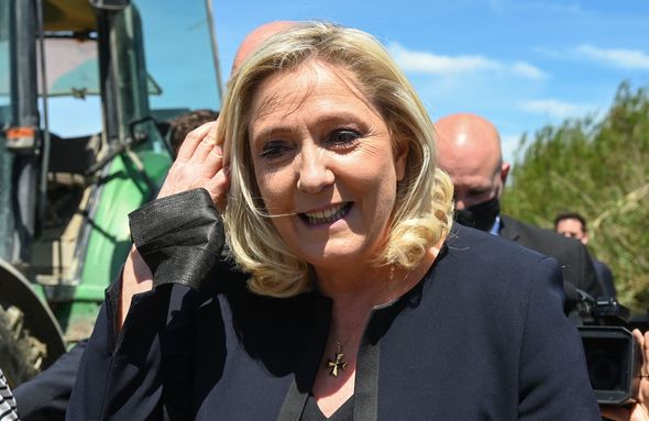 Marine Le Pen, la rivale d'extrême droite de Macron