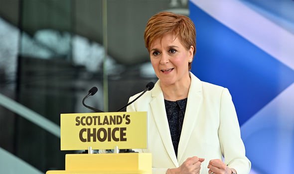 La première ministre écossaise Nicola Sturgeon a renouvelé sa campagne Indyref2