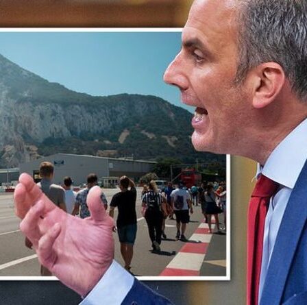 'C'est fini!' Une violente dispute à Gibraltar éclate alors qu'un politicien espagnol s'en prend à une "invasion" britannique