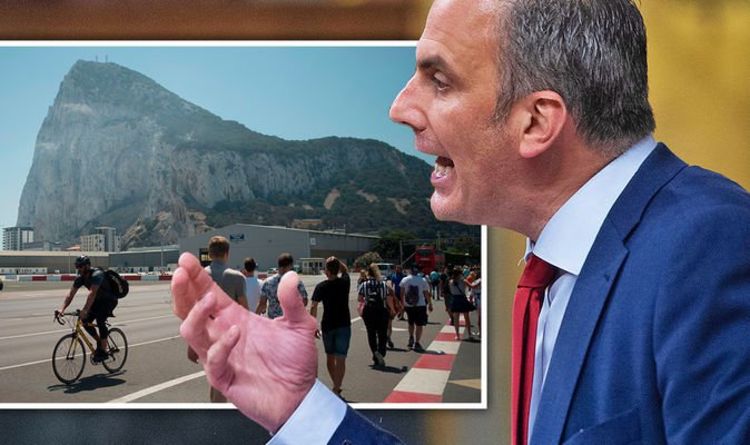 'C'est fini!'  Une violente dispute à Gibraltar éclate alors qu'un politicien espagnol s'en prend à une "invasion" britannique
