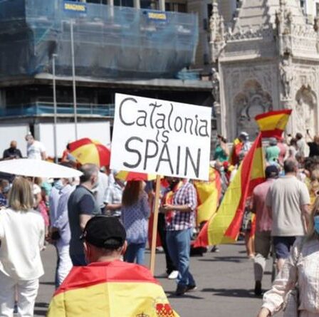 Fureur de l'Espagne: des milliers de personnes protestent contre le plan de grâce "sans contrition" aux comploteurs de l'indépendance catalane