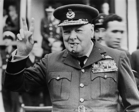 L'ancien premier ministre Sir Winston Churchill