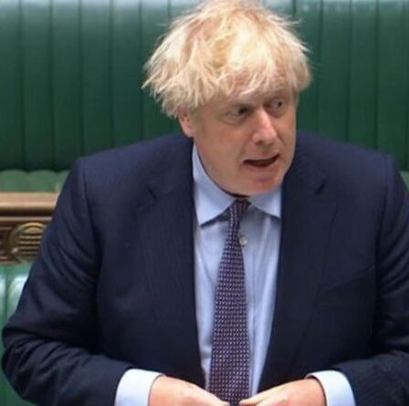Boris Johnson : Soyons raisonnables, le retard sauvera des vies