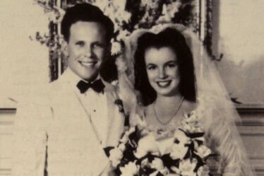 Premier mari de Marilyn Monroe : Mariée à 16 ans, la fille adoptive qui voulait juste être aimée