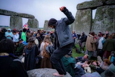 Le solstice d'été en images : des clichés en direct de Stonehenge 2021 aujourd'hui