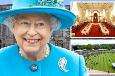 À l'intérieur du palais de Buckingham : photos à l'intérieur de la luxueuse maison londonienne de la reine