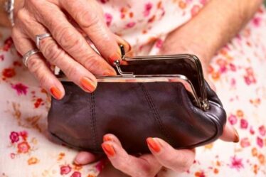 Âge de la retraite de l'État: les Britanniques invités à réclamer 64 £ supplémentaires par semaine alors que les retraités sont confrontés à la «pauvreté»