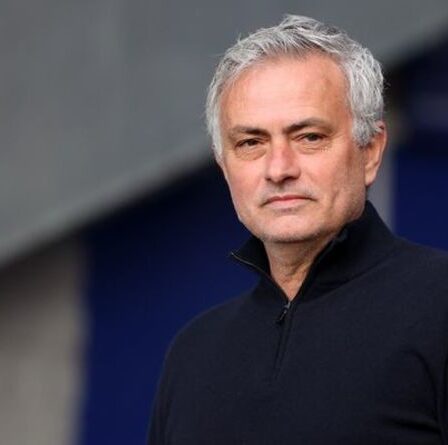 Arsenal rejette la troisième offre de transfert de la Roma de José Mourinho