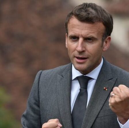 Au revoir!  Macron peut ABANDONNER les élections car il refuse de dire s'il se représentera