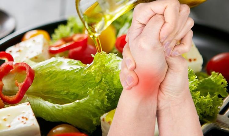 Avertissement d'arthrite : les aliments sains qui peuvent réellement déclencher des symptômes d'arthrite