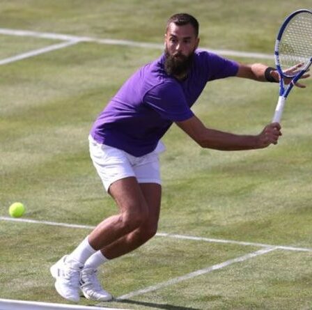 Benoit Paire impliqué dans la rangée d'arbitres de Wimbledon avant que le fan n'appelle le Français sur le terrain