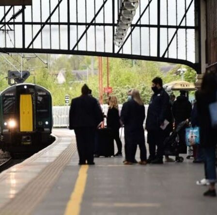 Billets de train flexibles : comment VOUS pourriez économiser jusqu'à 330 £ à votre retour au bureau