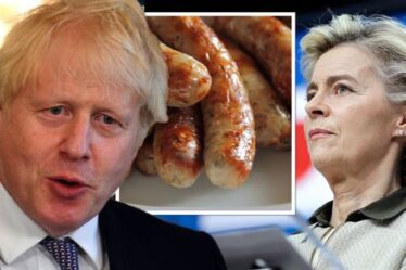 Boris Johnson a été moqué pour avoir prédit la guerre des saucisses avec l'UE ‒ c'est maintenant devenu réalité