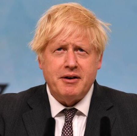 Boris Johnson dit que Matt Hancock devrait être «très fier» – déclaration de démission dans son intégralité