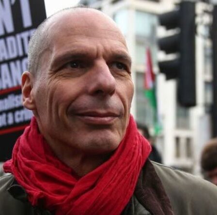 Campagne inepte !  Yanis Varoufakis s'énerve contre le "mépris" de l'UE et des Remainers pour les électeurs du Brexit