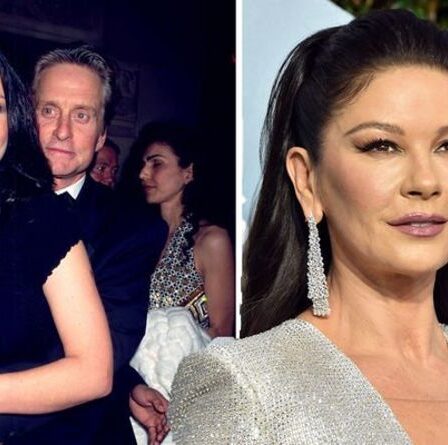 Catherine Zeta-Jones dit que le mariage avec Michael Douglas a aidé à éviter les situations `` vulnérables ''