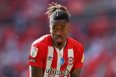 Chelsea 'a regardé et aime Ivan Toney de Brentford' mais fait face à la bataille d'Everton