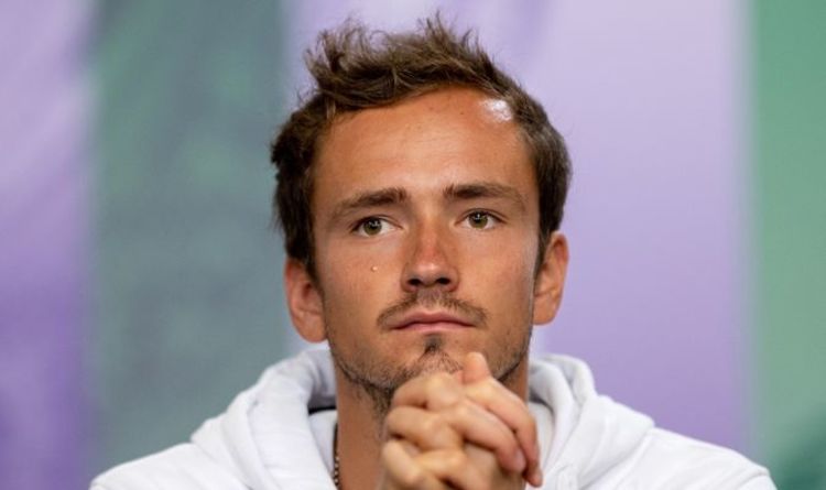 Daniil Medvedev fait vœu de défi à Novak Djokovic alors que la star russe vise la gloire de Wimbledon