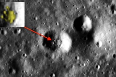 Des chasseurs extraterrestres pensent avoir repéré un OVNI sur la Lune sur des photos de la NASA