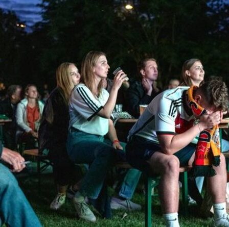 Des orages et de la pluie éclatent sur les fans allemands «dévastés» à Berlin après la bagarre de l'Euro