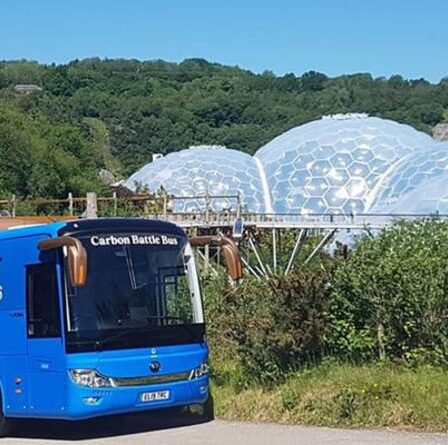 Des touristes bloqués après que l'autocar électrique ne trouve pas de point de recharge