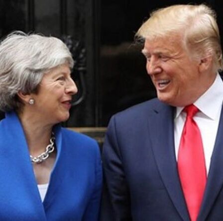 Donald Trump a déclaré qu'il paierait 100 000 £ pour ne PAS entendre Theresa May parler
