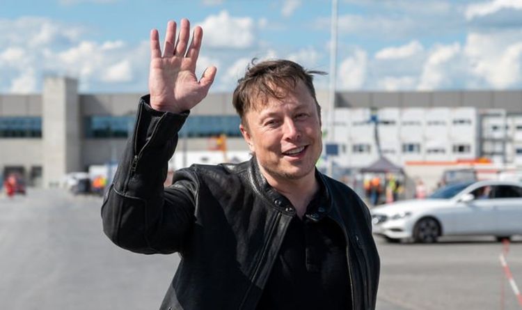 Elon Musk annonce le lancement de SpaceX Starship pour Mars depuis l'OCEAN