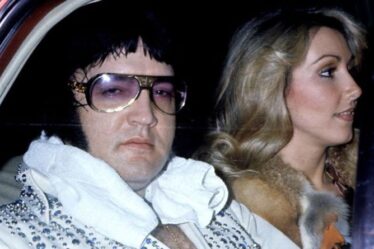 Elvis Presley: Linda Thompson à propos de sortir avec le roi 'Une âme intensément solitaire' - REGARDER