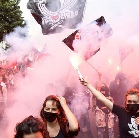 Émeute de Paris: la fureur contre Macron explose alors que les manifestants prennent d'assaut et saccagent le bâtiment du gouvernement