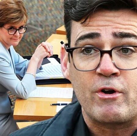 Esturgeon sous le feu: Burnham menace de poursuites judiciaires sur l'interdiction de voyager en Écosse " précaire "