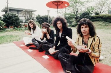 Freddie Mercury et Queen au Japon « était comme la seconde venue des Beatles » – REGARDER