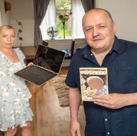 Horreur de la fête des pères alors que papa est accusé de tricherie par un partenaire furieux après une erreur de carte