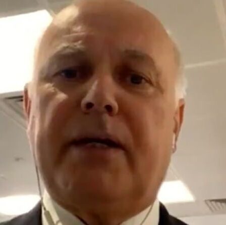 IDS dénonce les règles de Covid «économiquement désastreuses» et soutient Javid pour sortir le Royaume-Uni du verrouillage