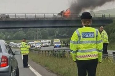 Incendie à Cornwall: l'A30 "fermé" alors qu'un énorme incendie éclate lors d'un survol dans des scènes horribles