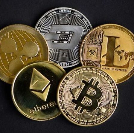 Investir dans la crypto : QUATRE variables à surveiller lors de la recherche d'une nouvelle crypto-monnaie