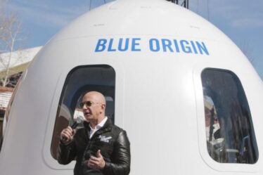 Jeff Bezos : le vol de Blue Origin dans l'espace avec le fondateur d'Amazon ramène 28 millions de dollars au soumissionnaire retenu