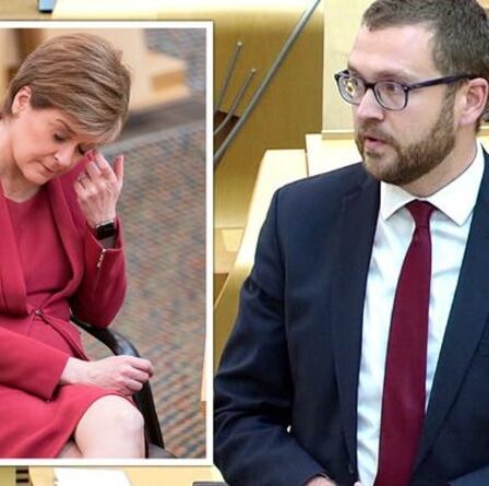 Joue nue !  Le SNP doit faire face à la "réalité" alors que le complot désespéré du Brexit pour courtiser l'UE s'effondre