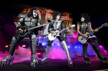 Kiss revient en live avec un set de cinq chansons au New York Tribeca Film Festival
