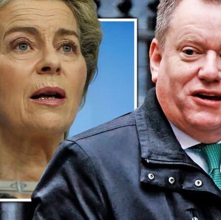 La fureur de l'UE !  Bloc menace de frapper le Royaume-Uni avec des tarifs de punition à moins que Boris ne cède sur le Brexit