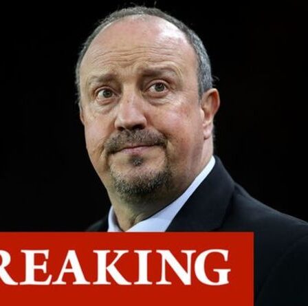 La police enquête sur une bannière "menaçant" Rafael Benitez pour le travail du manager d'Everton