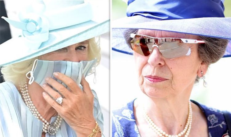 La princesse Anne « élégante » contre la « maladroite » Camilla : le langage corporel de Royal Ascot 2021 comparé