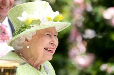La reine réduira les visites de Royal Ascot la semaine prochaine car la fréquentation quotidienne « est inappropriée »