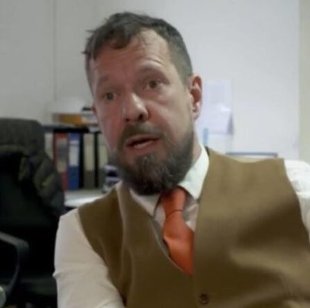 Le Brexit oblige le patron à construire une usine en Pologne, mais les travailleurs saluent la "reprise du contrôle" du Royaume-Uni