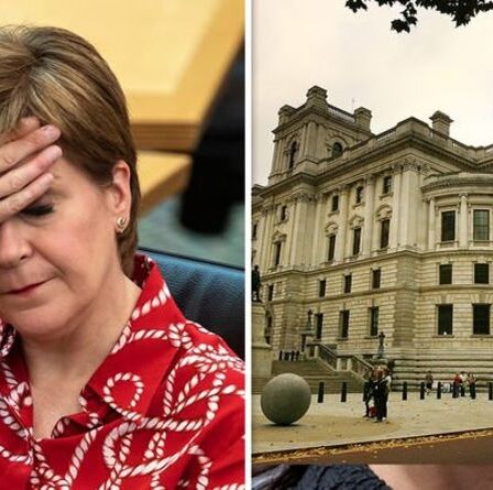 Le bluff de Nicola Sturgeon dévoilé alors que le SNP devait s'appuyer sur le Trésor britannique pour le financement