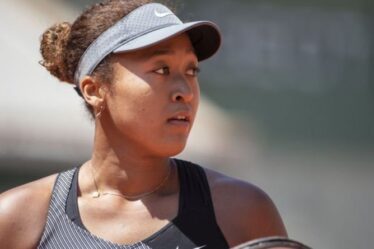 Le camp de Naomi Osaka tient des pourparlers à Wimbledon après une menace d'expulsion